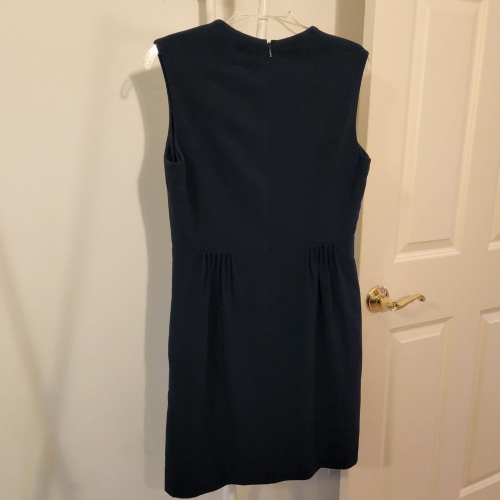 Tahari | Navy Blue Sleeveless Lined Dress with A-Line Ruching Waist Detail, Sz 8 - Picture 4 of 8